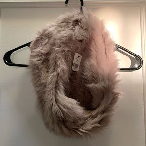 Danier Rabbit Fur Snood NWT